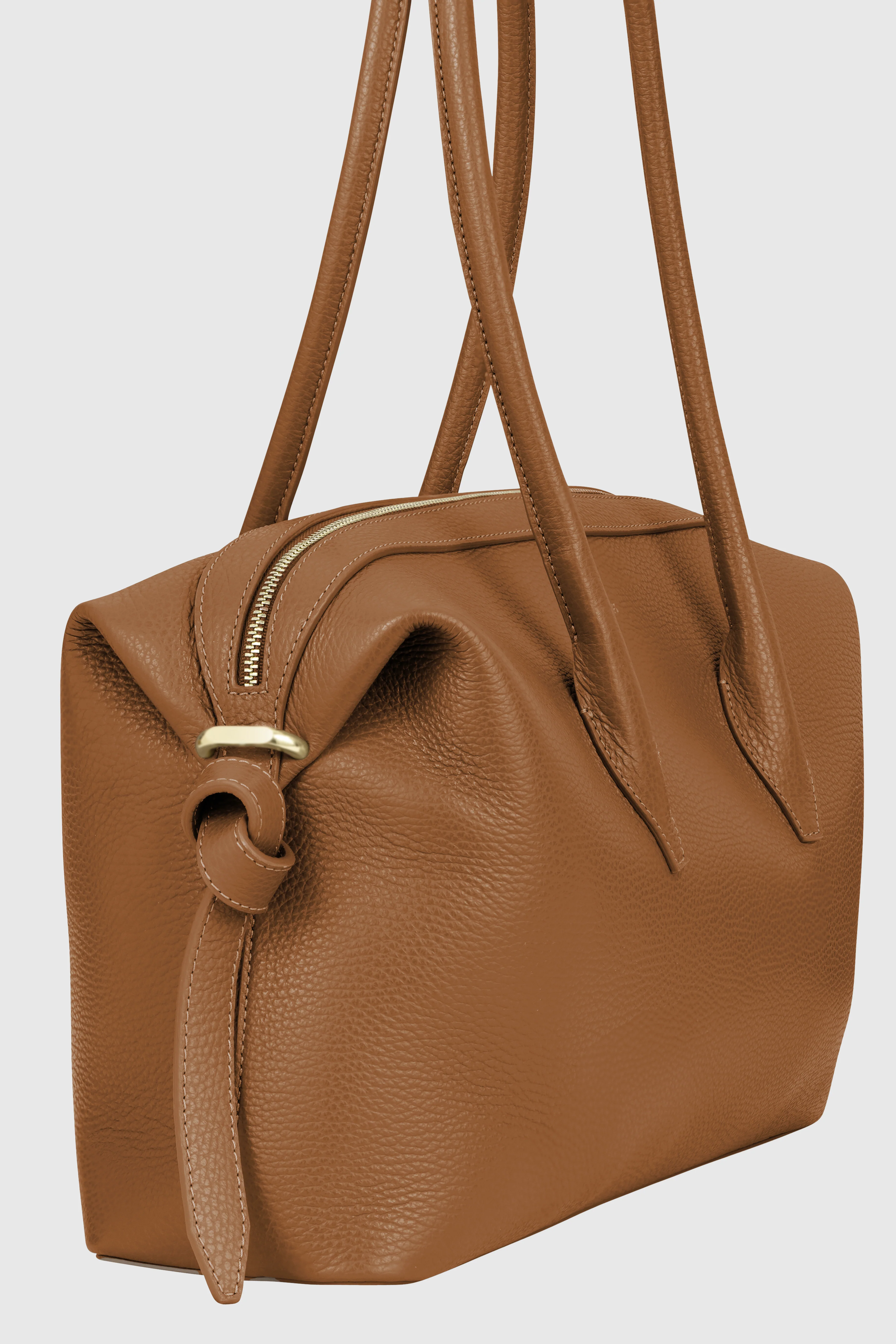 BRIOCHE DUFFLE - HAZEL PEBBLE GRAINED LEATHER - Image 3