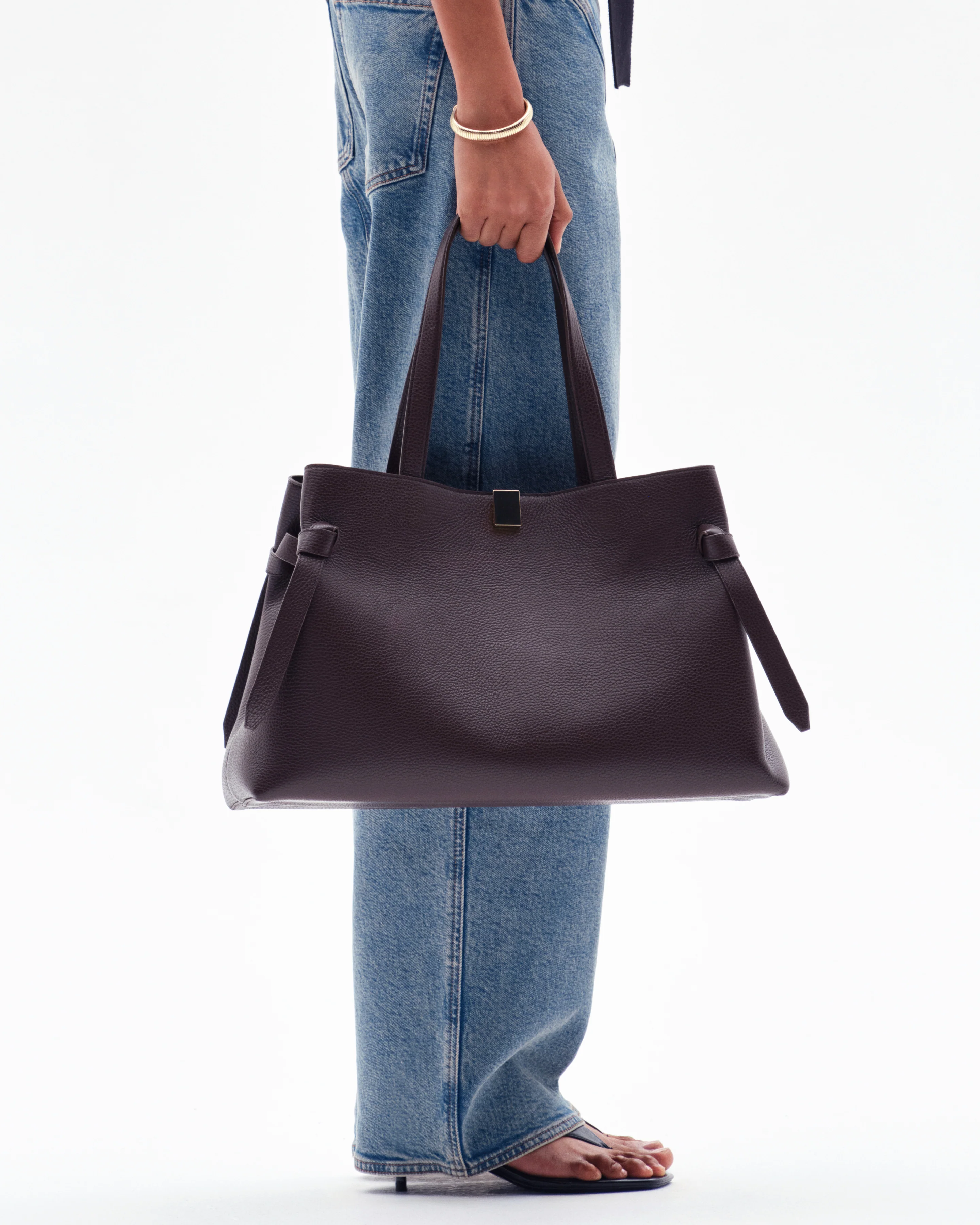 GYOZA TOTE - ESPRESSO PEBBLE GRAINED LEATHER - Image 3