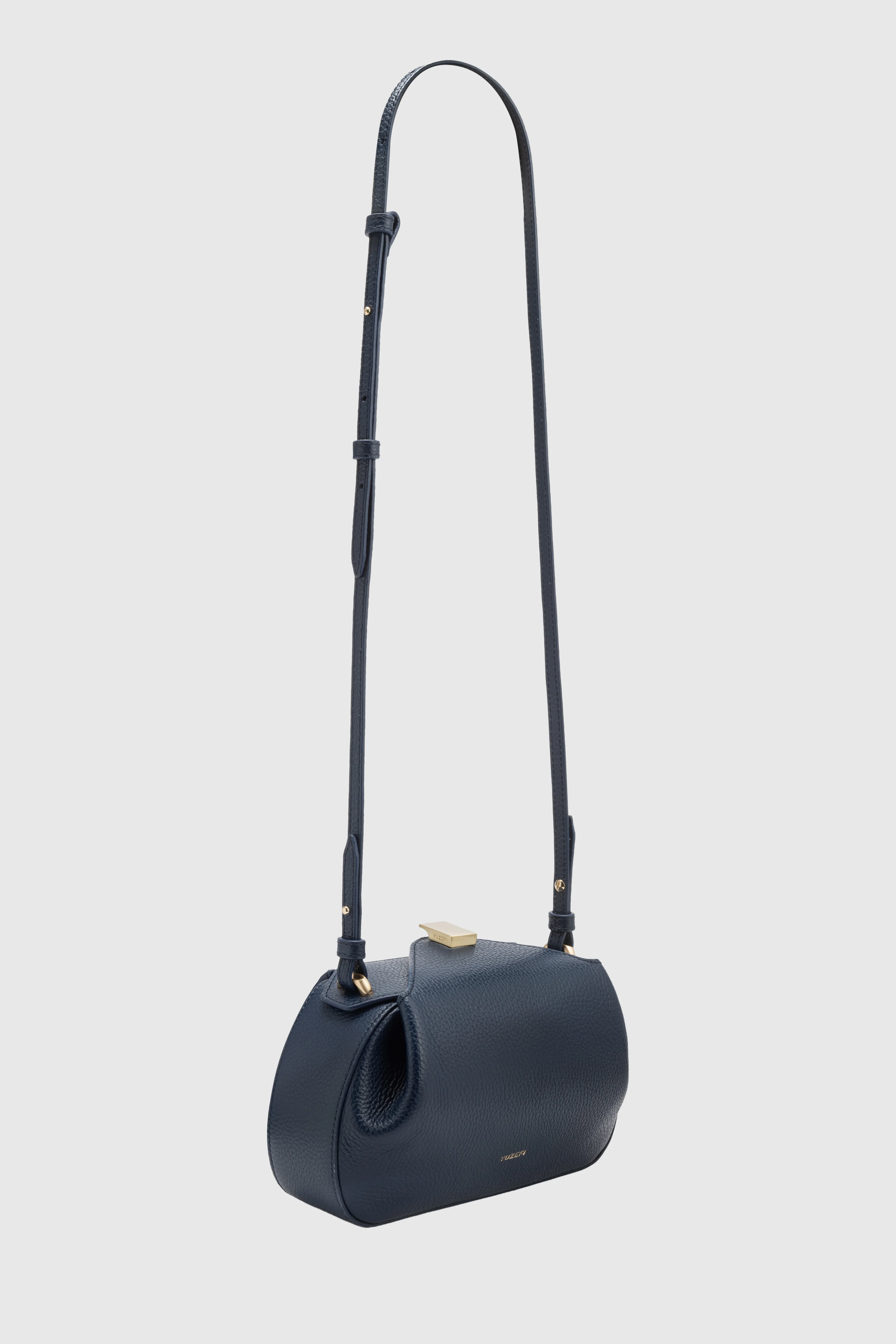 OYSTER MINI CLUTCH - MIDNIGHT PEBBLE GRAINED LEATHER - Image 3