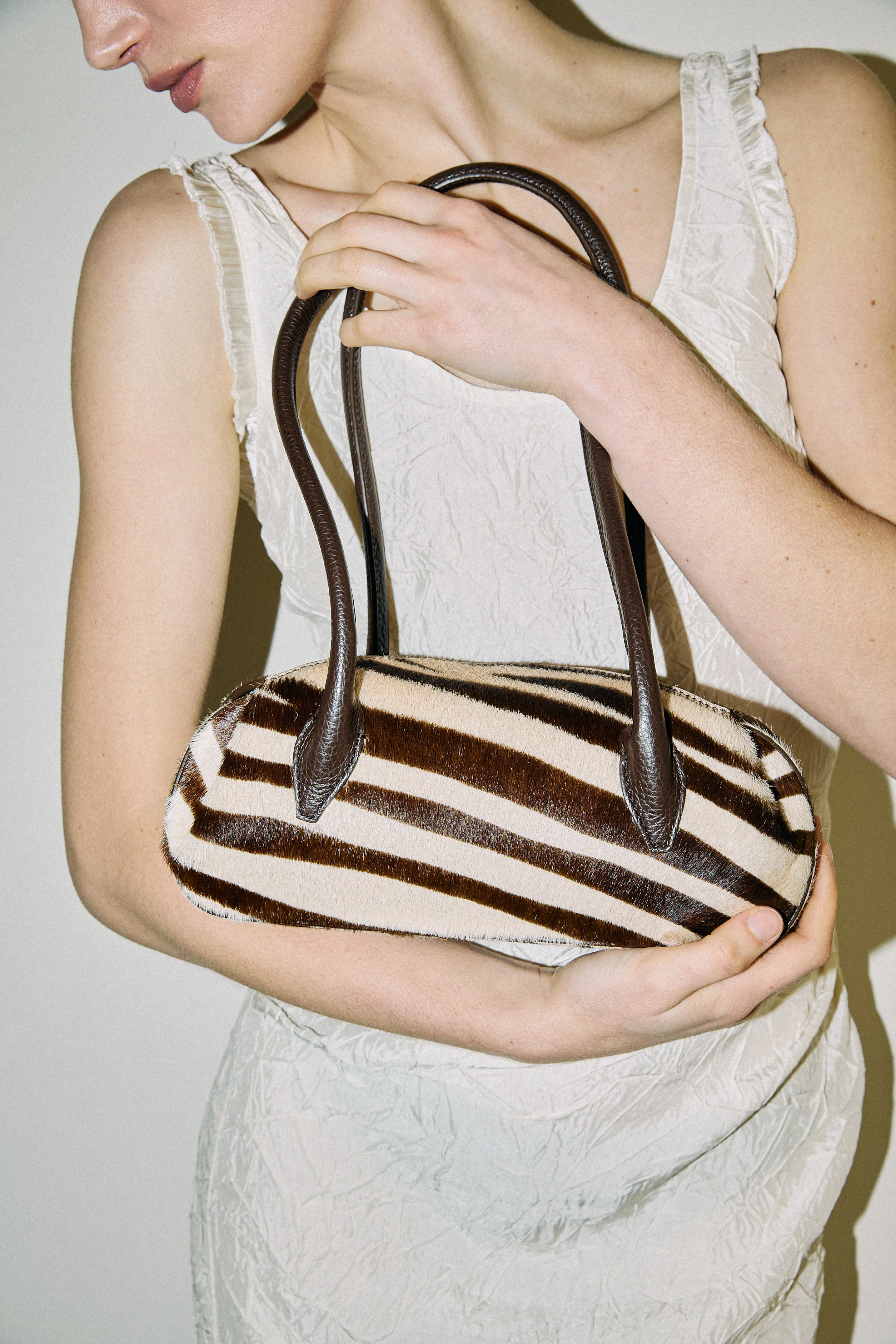 OYSTER MINI SHOULDER BAG - SAVANNA PONY - Image 2