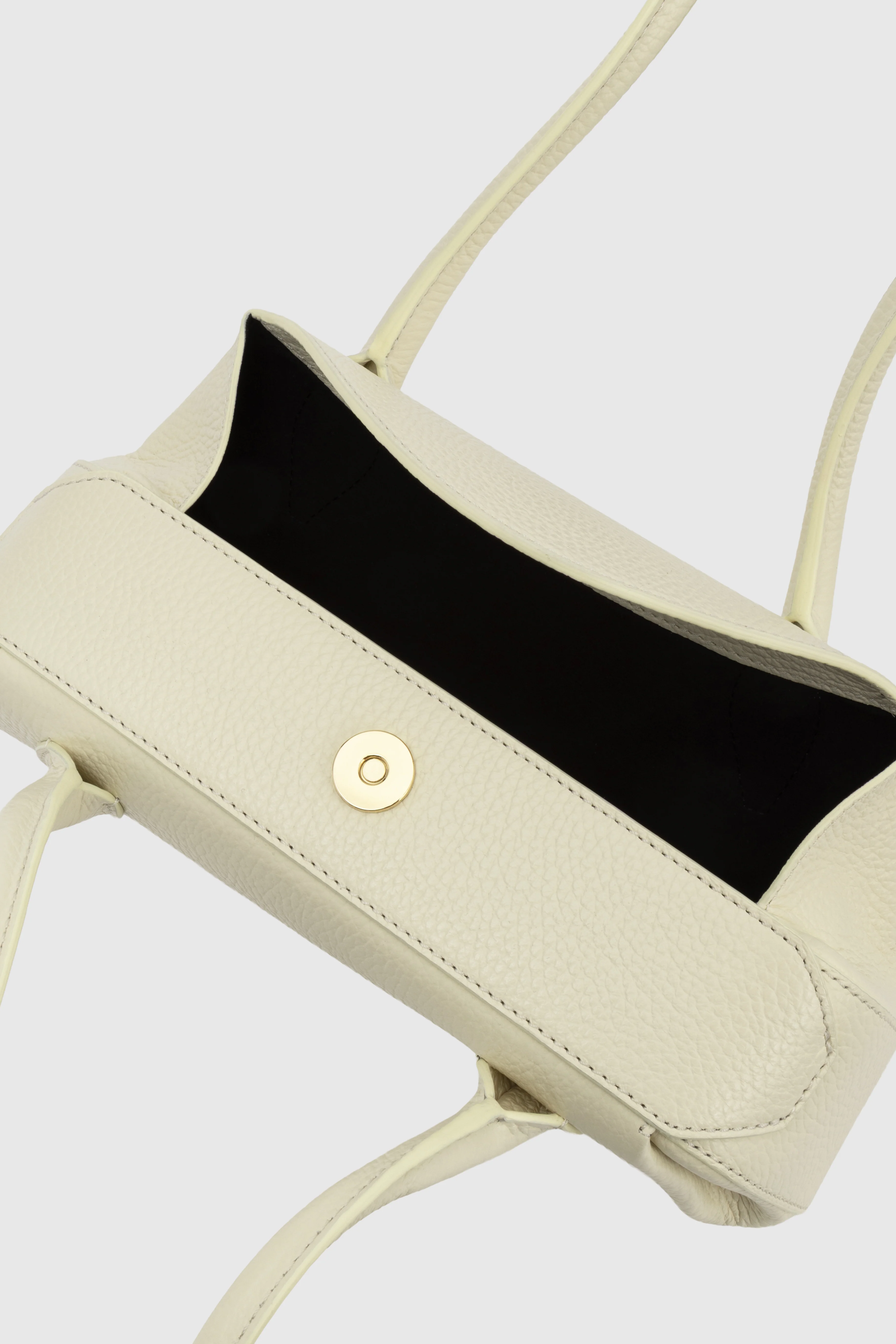 OYSTER MINI SHOULDER BAG - VANILLA PEBBLE GRAINED LEATHER - Image 3