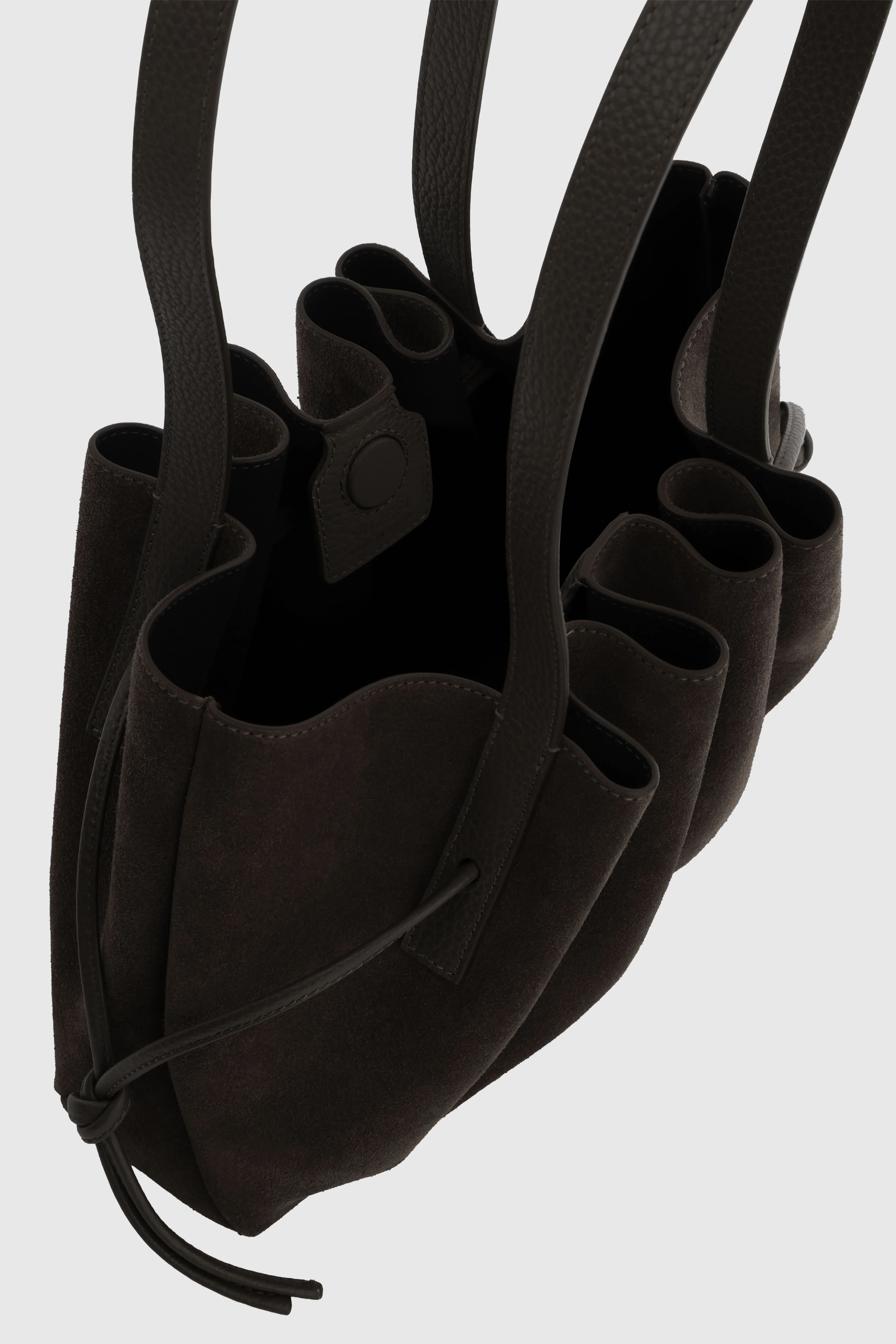 SCALLOP SHOULDER BAG - GANACHE SUEDE - Image 4