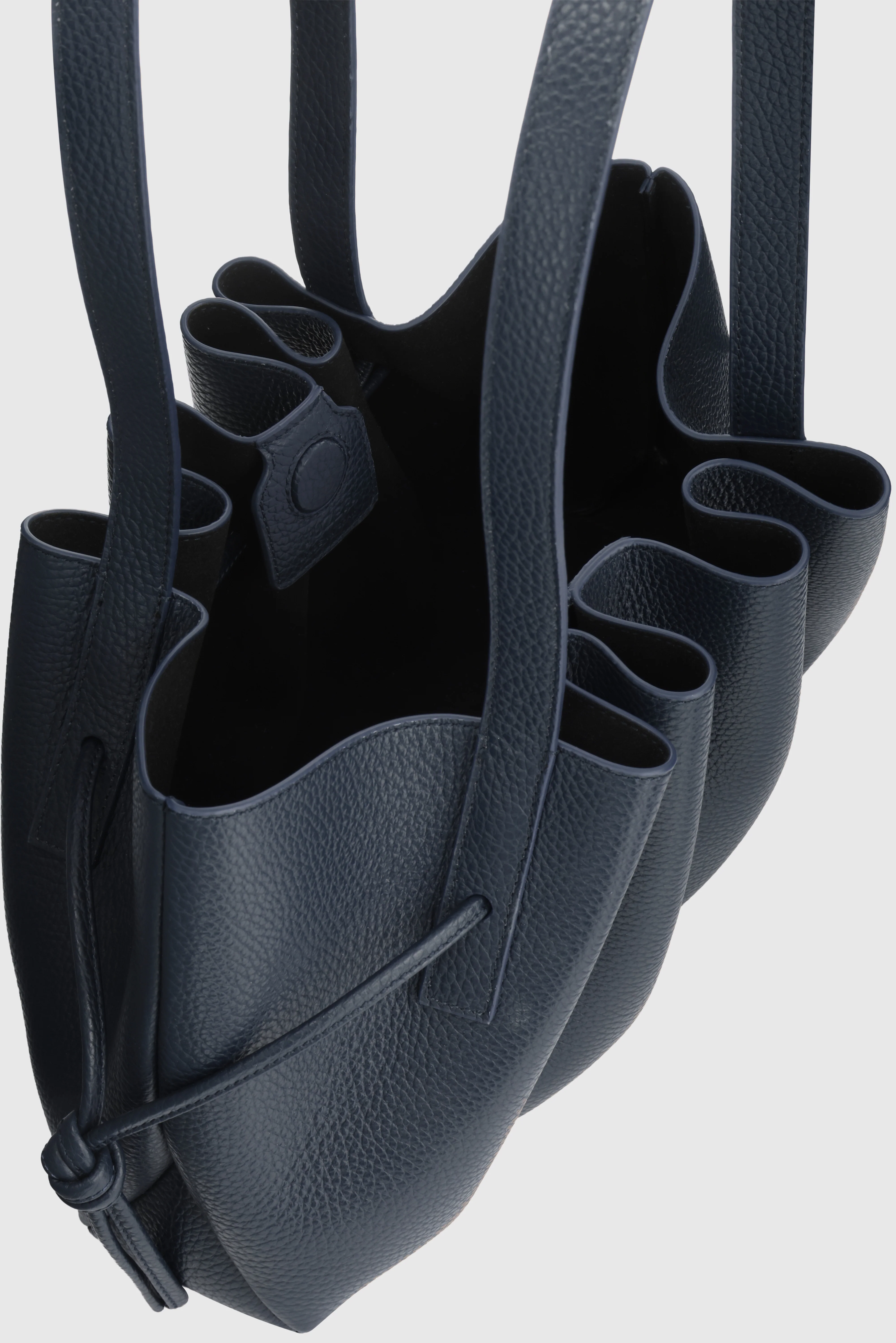 SCALLOP SHOULDER BAG - MIDNIGHT PEBBLE GRAINED LEATHER - Image 3