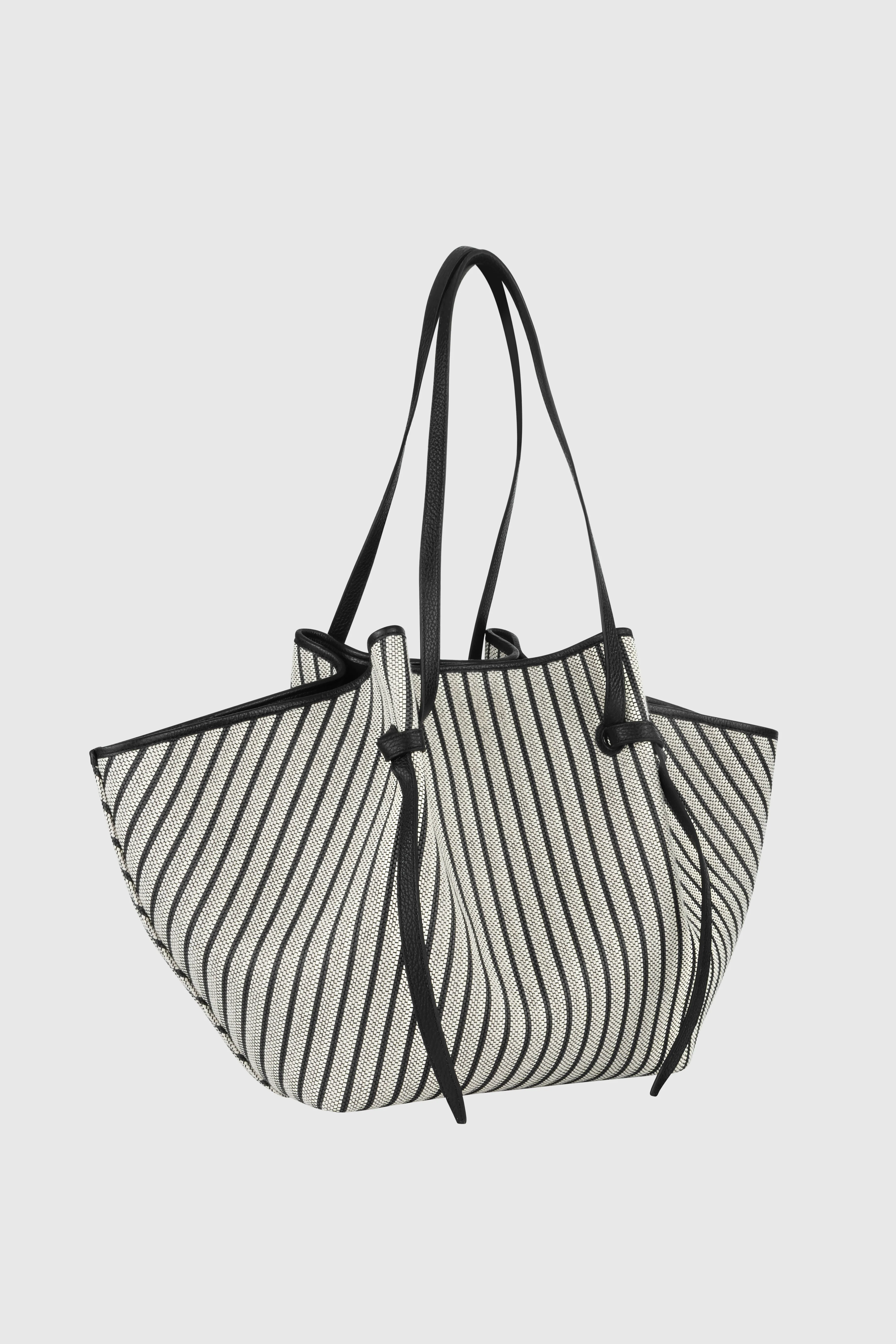 XL MOCHI - STRIPED WOVEN CANVAS - Image 4